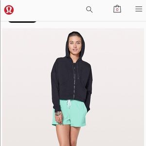Lululemon Spring Break away Short!!